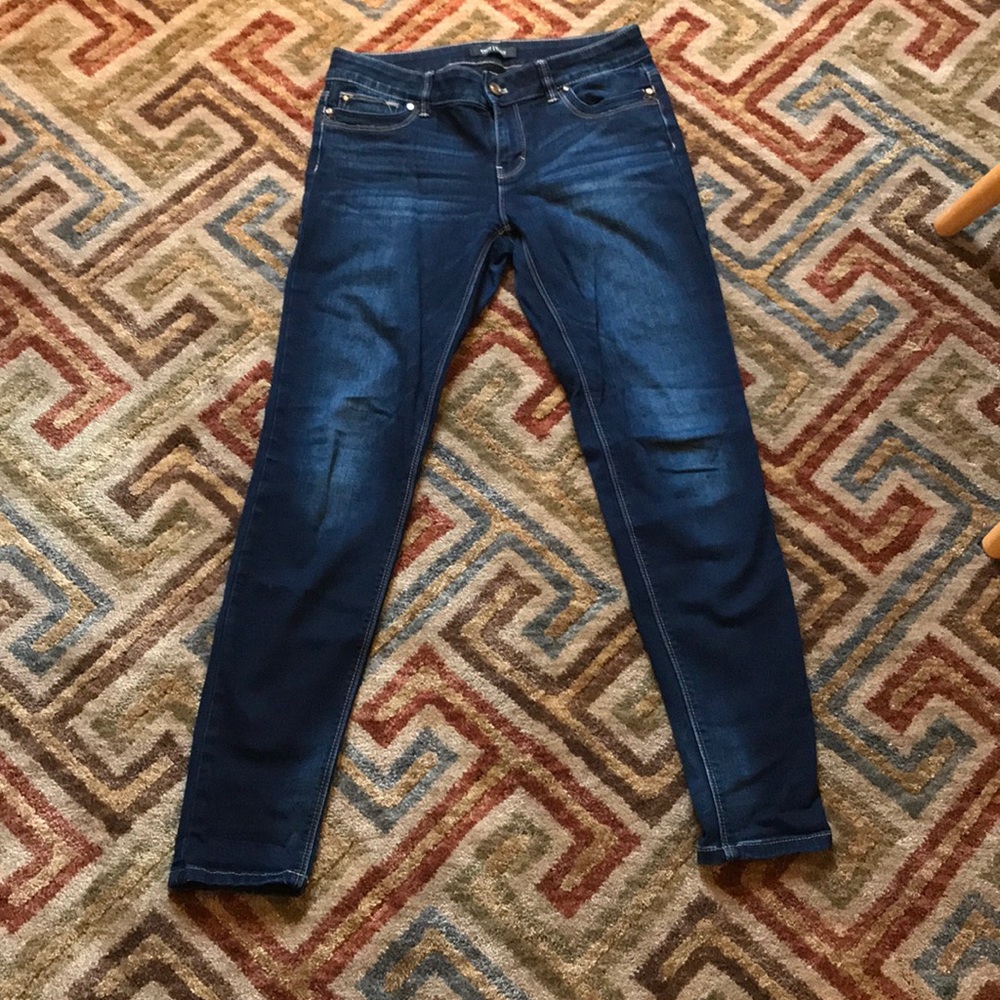 White House Black Market skinny jeans